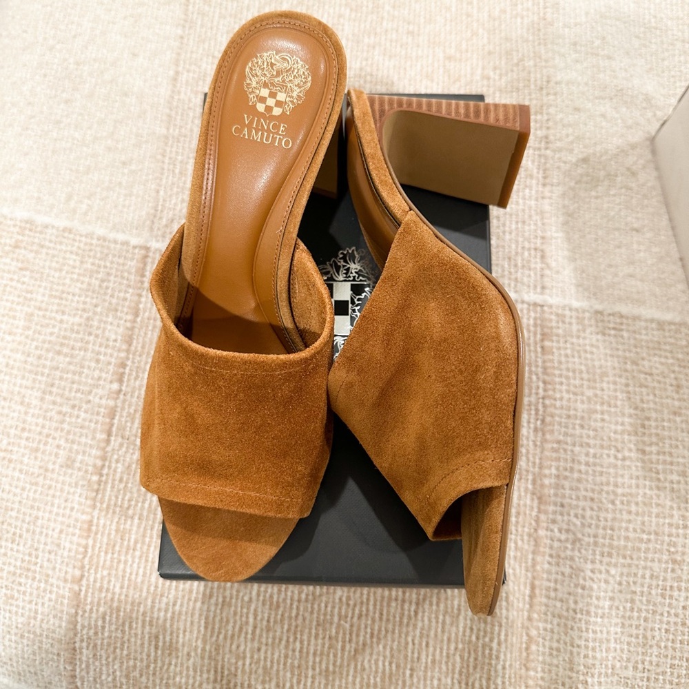 Vince Camuto Alyysa, Golden Walnut Heel